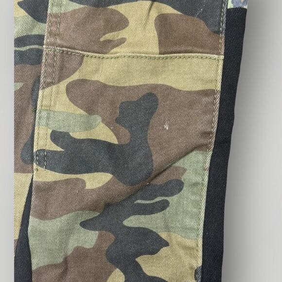 VALABASAS Commander 3.0 Stacked Flare Jean Camo sz 28 L35 - Picture 4 of 12